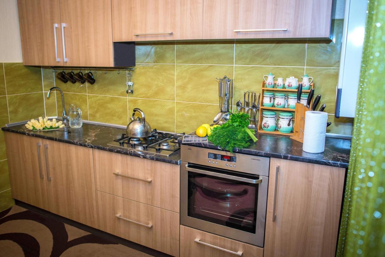Ornava Boutique Apartments Ternopil Ngoại thất bức ảnh