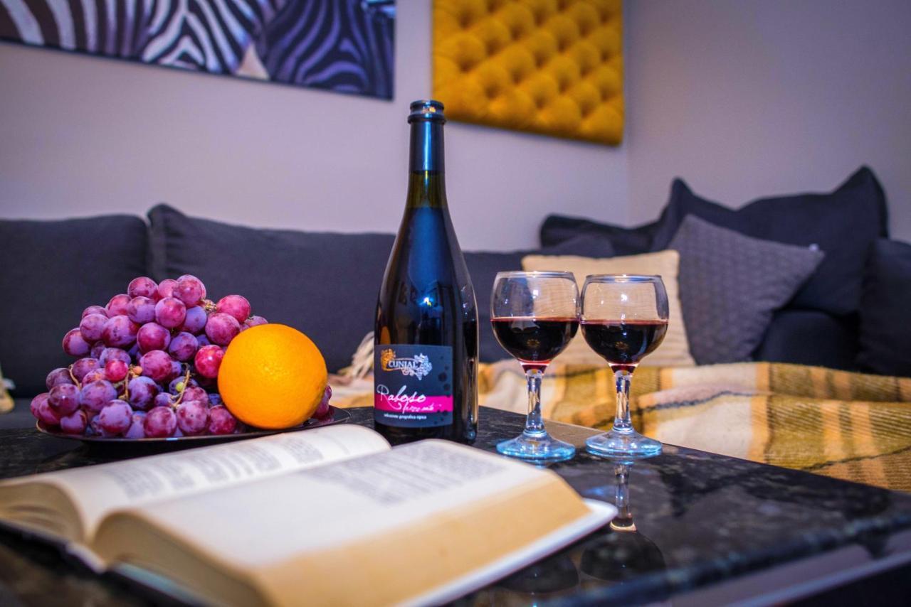 Ornava Boutique Apartments Ternopil Ngoại thất bức ảnh